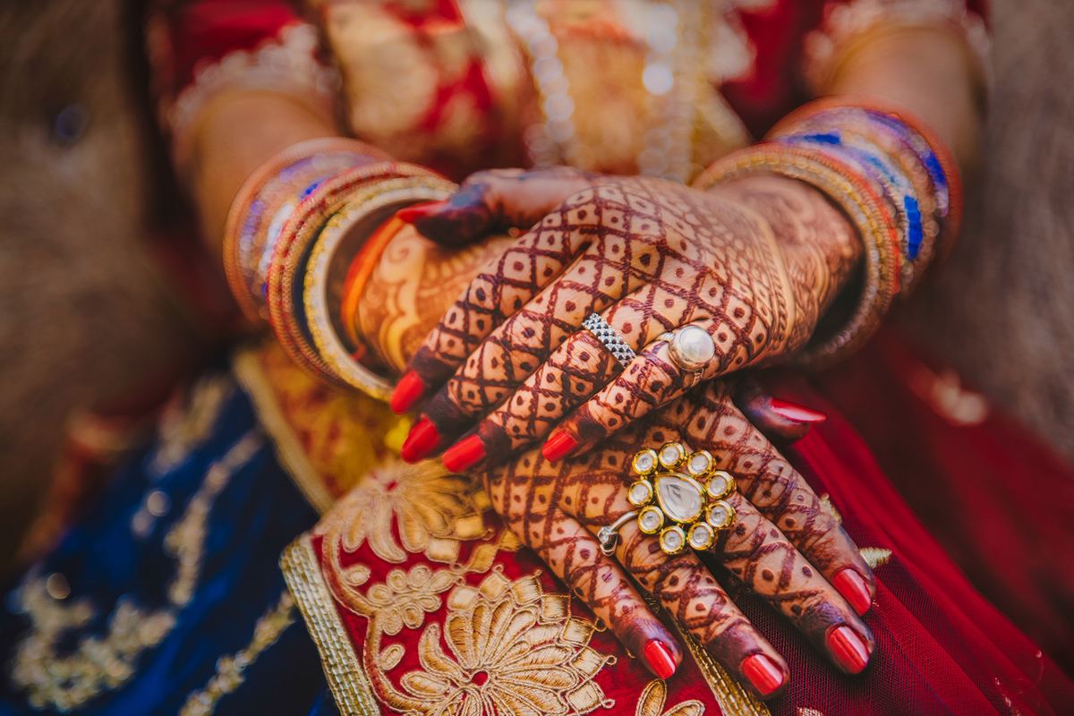 Mehendi hands and bangles